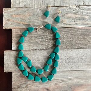 Green beaded necklace with earrings